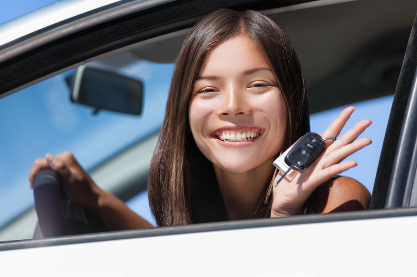 Voiture ou moto : avantages et inconvénients pour les trajets domicile – travail